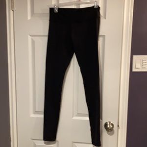 Women’s black lulu lemon leggings size 6